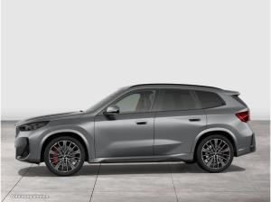 BMW iX1 eDrive20 MSport HUD PANO ACC AHK RFK NAVI