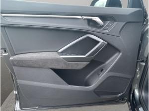 Audi RS Q3 2.5 TFSI quattro Matrix AHK Navi Kamera