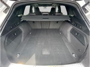 Audi SQ8 e-tron quattro Matrix B&O Pano HuD AHK 360°