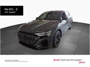 Audi Q8 e-tron 55 quattro S line Matrix AHK Navi 360°