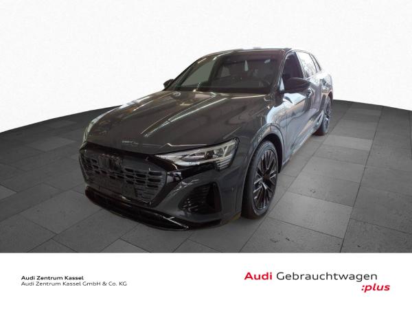 Audi Q8 e-tron 55 quattro S line Matrix AHK Navi 360°