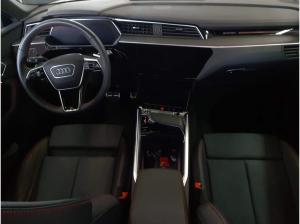 Audi Q8 e-tron 55 quattro S line Matrix AHK Navi 360°