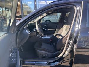 BMW 330 330e Touring M Sport //Pano AHK Stop&Go