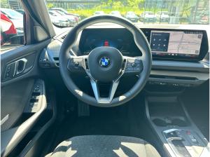 BMW 120 M Sport Design //HarmanKardon Stop&Go