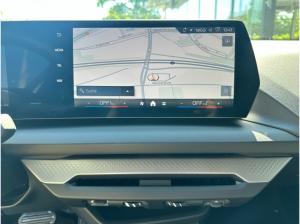 BMW 120 M Sport Design //HarmanKardon Stop&Go
