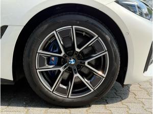 BMW i4 xDrive40 M Sport //HeadUp Stop&Go Adapt.LED