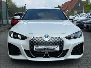 BMW i4 xDrive40 M Sport //HeadUp Stop&Go Adapt.LED