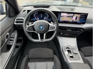 BMW 330 e xDrive Touring M Sport //Stop&Go AHK Pano