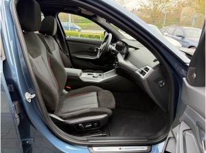 BMW 330 e xDrive Touring M Sport //Stop&Go AHK Pano