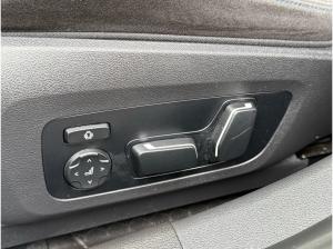 BMW 330 e xDrive Touring M Sport //Stop&Go AHK Pano