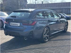 BMW 330 e xDrive Touring M Sport //DrivingAssistant HarmanKardon Pano AHK