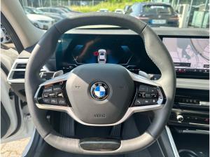BMW 318 i Touring DrivingAssist Stop&Go HeadUp AHK