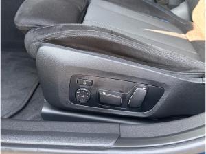 BMW 330 e xDrive Touring M Sport //DrivingAssistant HarmanKardon Pano AHK