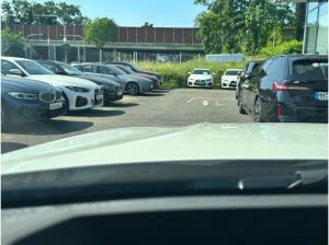 BMW 318 i Touring DrivingAssist Stop&Go HeadUp AHK