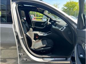 BMW 330 e xDrive Touring M Sport //Stop&Go AHK Pano