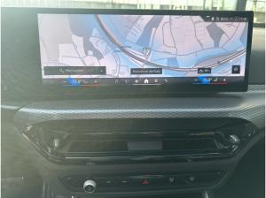 BMW 330 e xDrive Touring M Sport //DrivingAssistant HarmanKardon Pano AHK