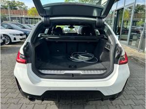 BMW 330 e Touring M Sport PRO //DrivingAssistant HarmanKardon AHK