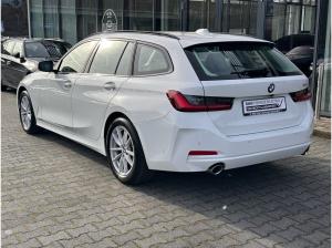 BMW 318 i Touring //LiveCockpitPlus Komfortzugang WirelessCharging