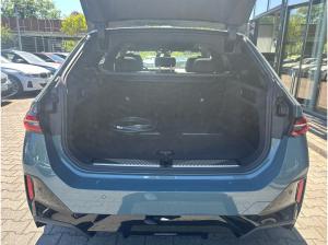 BMW i5 eDrive40 Touring M Sport PRO //Stop&Go 20 LM