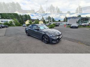 BMW 320 320d xDrive Limousine M Sportpaket HiFi DAB LED