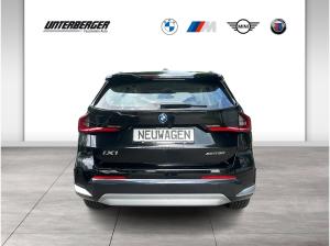 BMW iX1 xDrive30 xLine DAB LED RFK Shz PDC