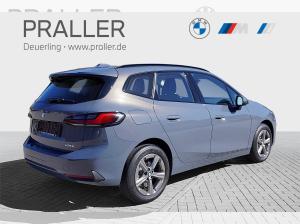 BMW 220 220i Active Tourer AKTIONSZINS 0,99% eff. AHK Navi Sitzheizung Rückfahrkamera LED DAB