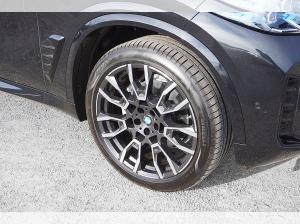 BMW X5 xDrive30d AKTIONSZINS 2,99% eff M Sport AHK Standhz ACC Glasdach Sitzbelüftung 360Kamera HeadUp VOLL