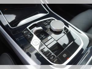 BMW X5 xDrive30d AKTIONSZINS 2,99% eff M Sport AHK Standhz ACC Glasdach Sitzbelüftung 360Kamera HeadUp VOLL