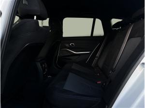 BMW 320 320d xDrive M Sport Pro HUD DA Prof PA+ HK AHK