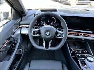 BMW 520 d Touring M Sport Pro Head-Up DAB LED RFK