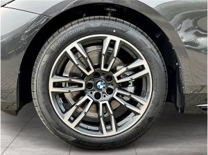 BMW 520 i Limousine M Sportpaket HK HiFi DAB LED Shz