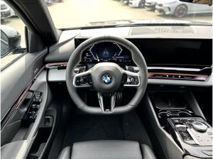 BMW 520 i Limousine M Sportpaket HK HiFi DAB LED Shz