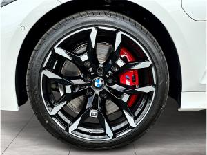 BMW 330 e xDrive Limousine M Sportpaket HK HiFi DAB