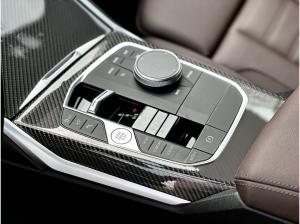 BMW 330 d xDrive Limousine M Sportpaket HK HiFi DAB