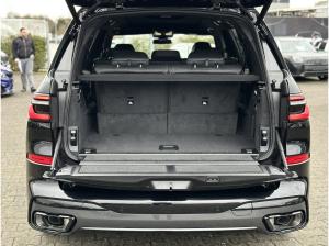 BMW X7 xDrive40d | UPE 142.000,- | M Sport Pro Sky Lounge Driv Prof AHK