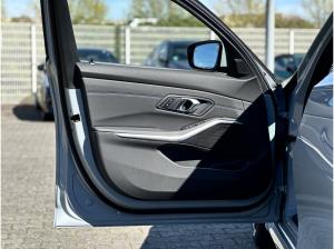 BMW 320 i Touring M Sportpaket HiFi DAB Komfortzg.