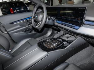 BMW 520 520d Touring M Sport Pro HUD+AHK+ACC+LED+H/K+LHZ+KZG