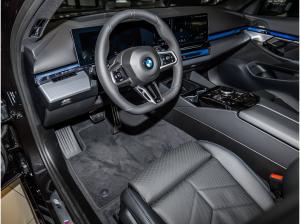 BMW 520 520d Touring M Sport Pro HUD+AHK+ACC+LED+H/K+LHZ+KZG