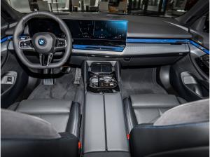 BMW 520 520d Touring M Sport Pro HUD+AHK+ACC+LED+H/K+LHZ+KZG