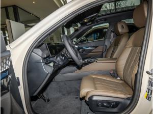 BMW i5 xDrive40 Touring Individual M Sport Pro HuD+PANO+AHK+Standh.+Autobahnassist.+LHZ