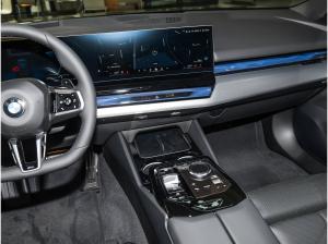 BMW 520 520d Touring M Sport Pro HUD+AHK+ACC+LED+H/K+LHZ+KZG