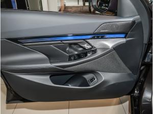 BMW 520 520d Touring M Sport Pro HUD+AHK+ACC+LED+H/K+LHZ+KZG