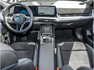 BMW iX2 xDrive30 M-Sportpaket+AHK+HUD+Memory-Sitz+ACC+Harman/Kardon+Parkassistenz Plus+Alarm