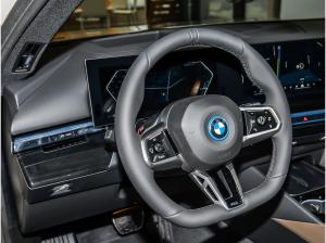 BMW i5 xDrive40 Touring Individual M Sport Pro HuD+PANO+AHK+Standh.+Autobahnassist.+LHZ