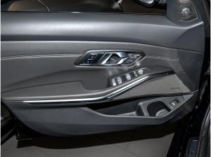 BMW M3 Competition M xDrive CARBON Ultim.Pak. 280KMH