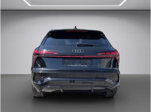 Audi Q3 SUV TDI S Line AHK