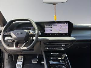 Audi Q3 SUV TDI S Line AHK