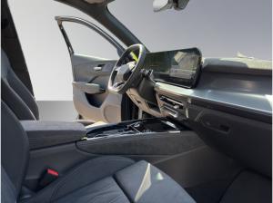 Audi Q3 SUV TDI S Line AHK