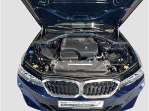 BMW 320 i xDrive Limousine AHK **inkl. Winterräder**