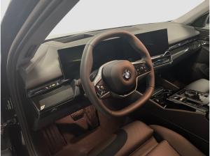 BMW 520 i Touring Harman/K LiveCockpitProf Kamera